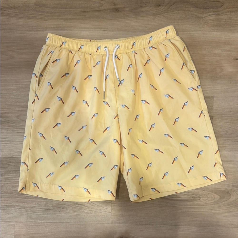 Men’s Medium Mosmann Australia Yellow ice cream cone print Swim Shorts 3 pockets